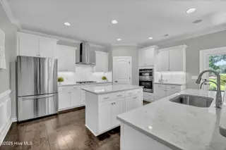 429 Island End Court, Wilmington, NC 28412 – photo 13: 015_img_3723_659