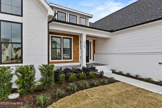 625 Waterstone Drive, Wilmington, NC 28411 – photo 3: 625 Waterstone Drive