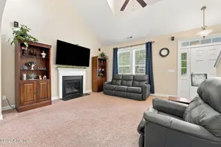 1140 Whitney Drive, Aberdeen, NC 28315 – photo 11: 27-web-or-mls-DSC04135