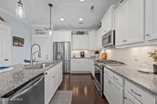 222 Twining Rose Lane, Holly Ridge, NC 28445 – photo 12: Kitchen