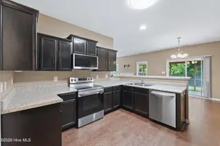 308 Hidden Oaks Drive, Jacksonville, NC 28546 – photo 3