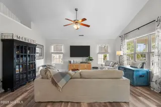 712 Ocracoke Drive, Wilmington, NC 28412 – photo 8: 29-web-or-mls-DSC04674