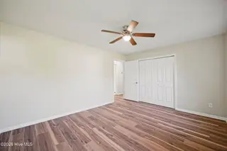 404 Betty Drive, Elizabeth City, NC 27909 – photo 16: 22-web-or-mls-file (22)