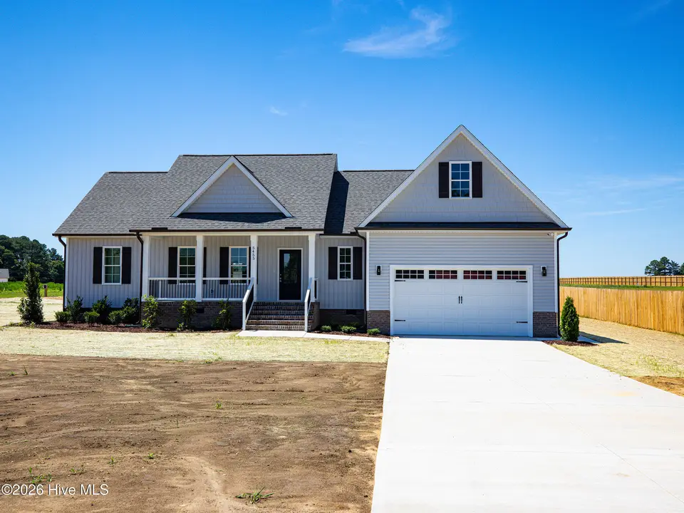 5455 Finch Road, Bailey, NC 27807 – photo 1 of 16: HN9A7690_pro3000x2550_2500x1667