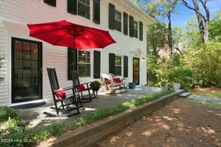 160 N Ridge Street, Southern Pines, NC 28387 – photo 4: Front Patio