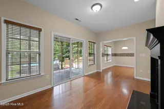 267 Sellhorn Boulevard, New Bern, NC 28562 – photo 17: 22-web-or-mls-DSC_1234