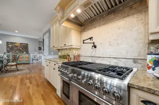 4010 Wyndmere Drive, Southport, NC 28461 – photo 21: Thermador Culinary Excellence
