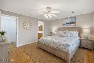 354 W South Shore Drive, Southport, NC 28461 — 3-bedroom home in Boiling Spring Lakes, Southport, NC, photo 21 of 39: 27 photo main bedrrom staged