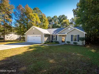 1436 Old Folkstone Road, Sneads Ferry, NC 28460 – photo 2: 2