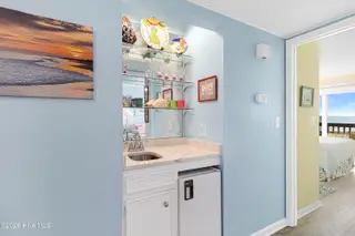 2111 W Ft Macon Road 248 Dunescape, Atlantic Beach, NC 28512 – photo 19: Wet bar