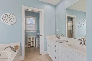 2009 Emerald Drive, Emerald Isle, NC 28594 – photo 22: Primary En-Suite Bathroom