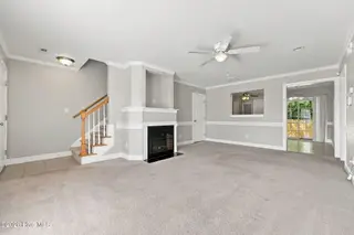 4008 Lucerne Court B, Winterville, NC 28590 – photo 5: 23-web-or-mls-IMG_0008_edit