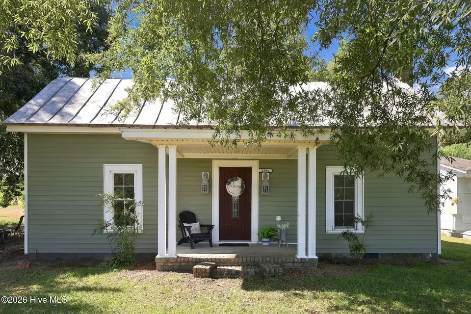 2292 Doc Loftin Road, Ayden, NC 28513 — 1-bedroom home, Ayden, NC, photo 1 of 45: 1-web-or-mls-IMG_0001-(1)_edit