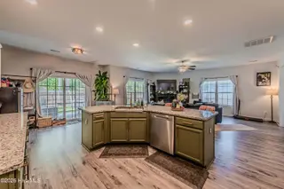 464 Water Wagon Trail, Jacksonville, NC 28546 – photo 12: Kitchen