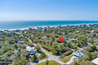 122 Purdie Drive, Emerald Isle, NC 28594 — 3-bedroom home in Oakland Hills, Emerald Isle, NC, photo 19 of 22: 122 Purdie