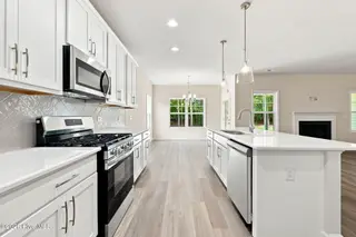 3002 Tucker Hill Drive, Grimesland, NC 27837 – photo 18: 18-web-or-mls-BLS_0105_edit