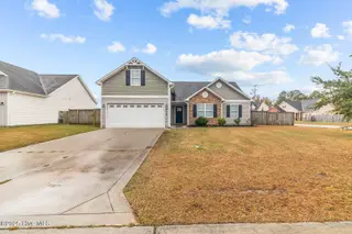 515 New Hanover Trail, Jacksonville, NC 28546 – photo 4: 4