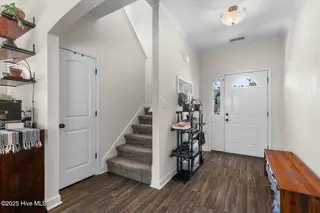 257 Marsh Haven Drive, Sneads Ferry, NC 28460 – photo 5: Entryway