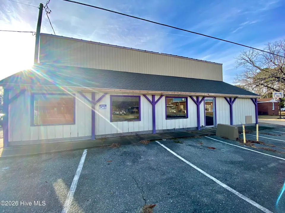 202 S Pine Street, Pink Hill, NC 28572 – photo 1 of 16: IMG_8958