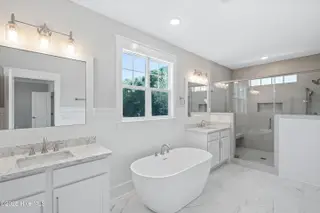8113 Saltcedar Drive, Wilmington, NC 28411 – photo 20: Owners Bath