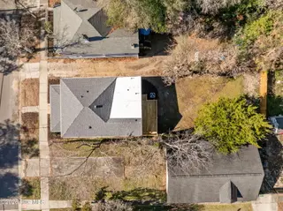 315 Meares Street, Wilmington, NC 28401 – photo 3: 4-web-or-mls-DJI_20260119102530_0089_D