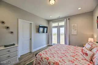 124 Salt Marsh Way, Atlantic Beach, NC 28512 – photo 10: Pink12