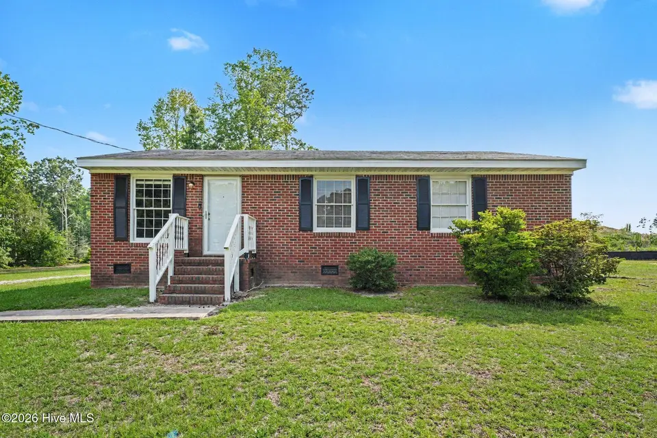125 Surry Drive, Nashville, NC 27856 – photo 1 of 36: 001_file_4584