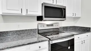 1922 Tara Court 204, Greenville, NC 27858 – photo 13: 1922 Tara Court Unit 204-23 (26)