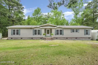 552 Colonial Landing Road SE, Bolivia, NC 28422 – photo 1: 3-web-or-mls-Front ext close