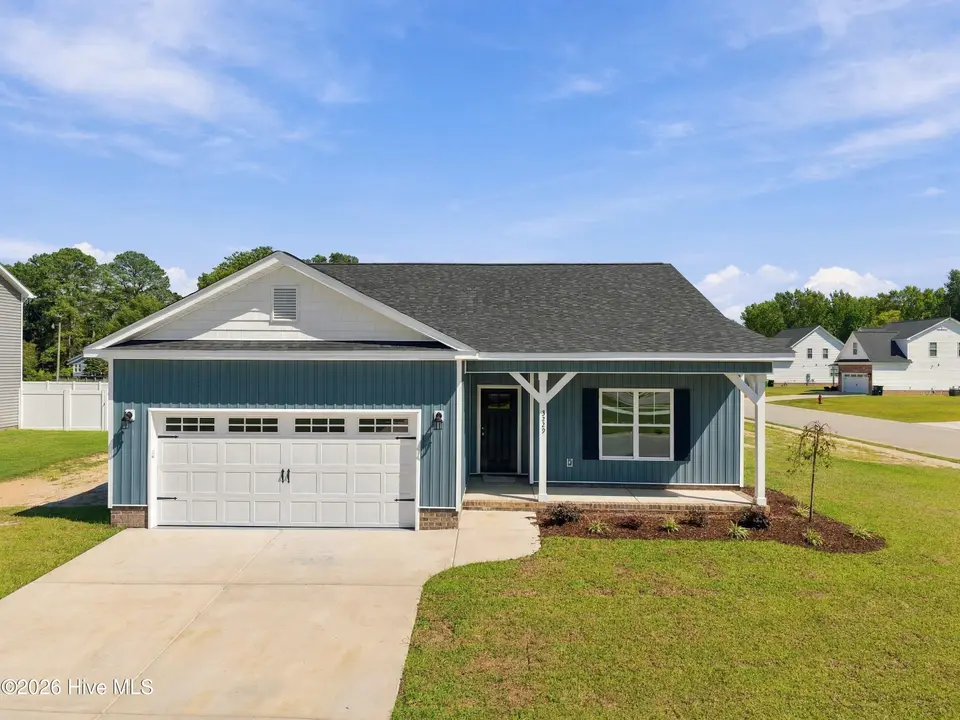 3229 Meadow Drive, Farmville, NC 27828 – photo 1 of 55: 3-print-DJI_20260910144258_0036_D