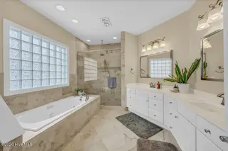 1907 Pembroke Jones Drive, Wilmington, NC 28405 — 4-bedroom home in Landfall, Wilmington, NC, photo 17 of 49: 014_img_1241_121