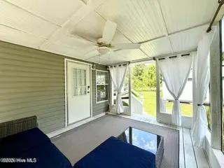 165 Hewett Burton Road SE, Leland, NC 28451 — 3-bedroom manufactured home in Sterling Oaks, Leland, NC, photo 7 of 32: 07-165 Hewett Burton Road SE