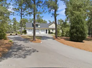 23 Pinewild Drive, Pinehurst, NC 28374 – photo 5: 61-web-or-mls-DJI_0092