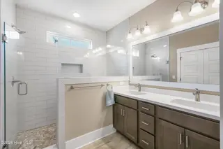 725 Wharton Avenue, Wilmington, NC 28412 – photo 20: Primary Bathroom