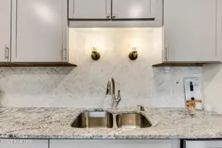 139 NE 18th Street, Oak Island, NC 28465 – photo 7