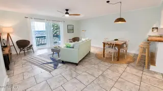 2213 Harbourside Drive, New Bern, NC 28560 – photo 18: 2213 living room 3