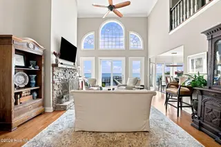 927 Stately Pines Road, New Bern, NC 28560 – photo 11: 23-web-or-mls-DSC_3787