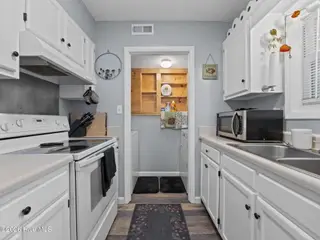 621 Shadowridge Road, Jacksonville, NC 28546 – photo 18: 19-web-or-mls-621 Shadowridge Rd 36