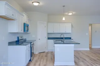 717 Jasmine Lane, Jacksonville, NC 28546 – photo 11: 717 Jasmine Ln - Interiors - Edited_10