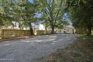 550 E Main Street, Washington, NC 27889 – photo 15: 20-web-or-mls-IMG_0010 (1)