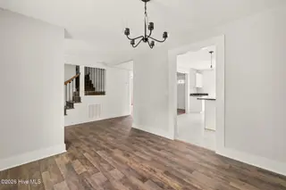 305 E Harnett Street, Benson, NC 27504 – photo 15: 19-web-or-mls-DSC01677