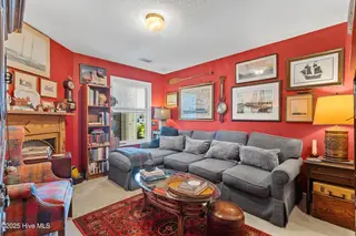 4106 Breezewood Drive Apt 102, Wilmington, NC 28412 – photo 9: 9_family room