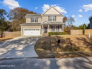 123 Beagle Drive, Hubert, NC 28539 — 3-bedroom home in Henderson Bluff, Hubert, NC, photo 1 of 50: Exterior street front