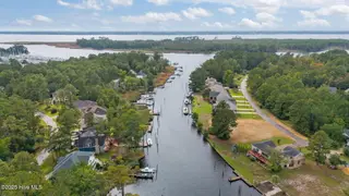 5710 339 Gondolier Drive, New Bern, NC 28560 – photo 3: 10-web-or-mls-DJI_20250929144137_0052_D