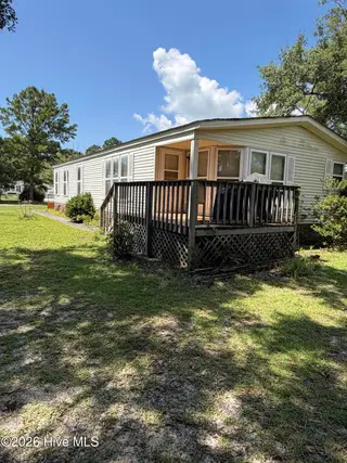 606 Galley Court, Hampstead, NC 28443 – photo 4: IMG_4779