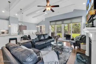 3032 Eno Lane, Leland, NC 28451 — 4-bedroom home in Brunswick Forest, Leland, NC, photo 9 of 55: Living Room