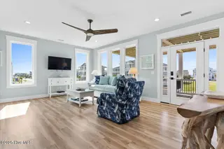 409 E Fourth Street, Ocean Isle Beach, NC 28469 – photo 23: 22-Kahunaphoto.com-14.jpg
