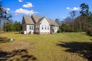 916 Sloop Point Loop Road, Hampstead, NC 28443 – photo 5: 05-FinalExteriorHampstead-6