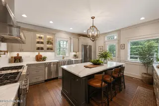 804 Pollock Street, New Bern, NC 28562 – photo 10: Virtually Staged