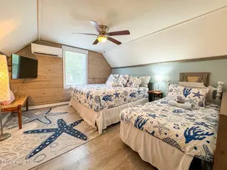 135 NE 34th Street, Oak Island, NC 28465 – photo 23